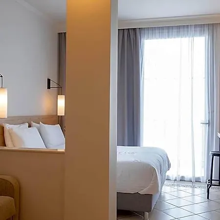 Zefyros Sea View 3* Szkotína