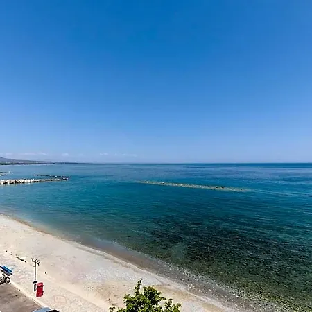 Zefyros Sea View Szálloda Szkotína